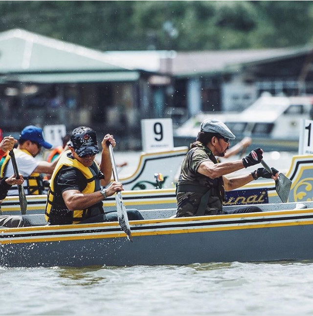Cuộc sống xa xỉ của hoàng tử 9X Brunei Cuộc sống xa xỉ của hoàng tử 9X Brunei
